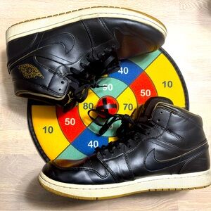 Jordan 1 Retro Mid Black Metallic Gold Men's-554724-042/Size 14/No insole/no box